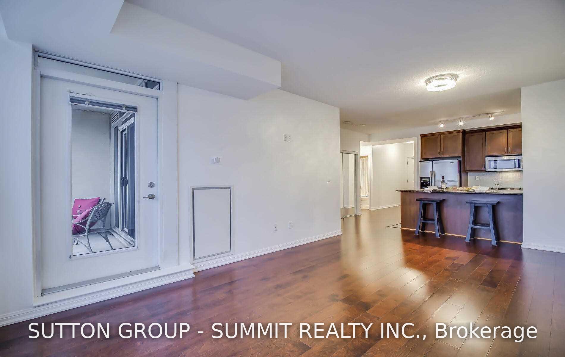 Photo 15 of Unit 731, 628 Fleet Street, Toronto, Waterfront Communities — HOMEH