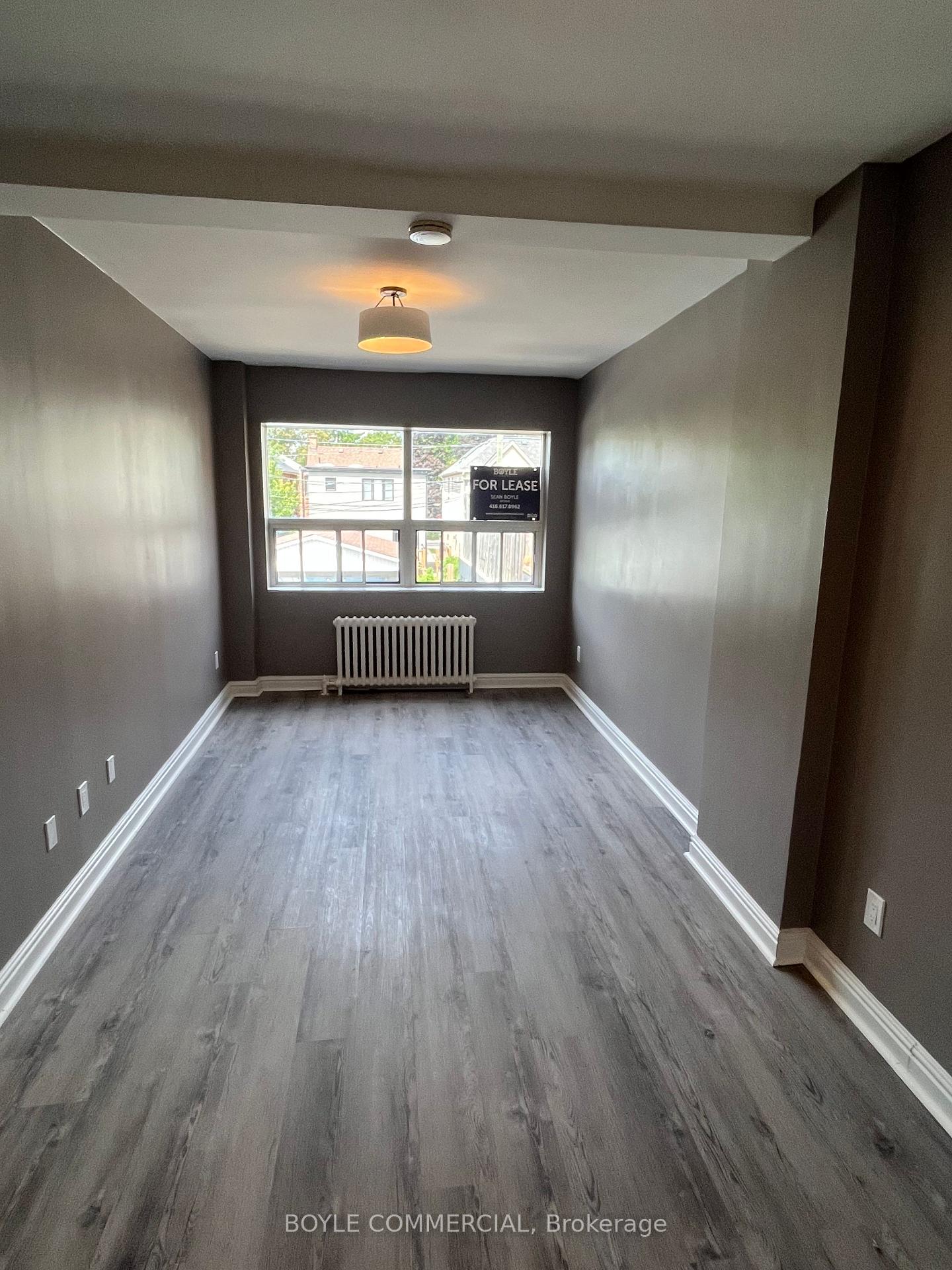 Photo 5 of 792-794 Eglinton Avenue, Toronto, Leaside — HOMEH
