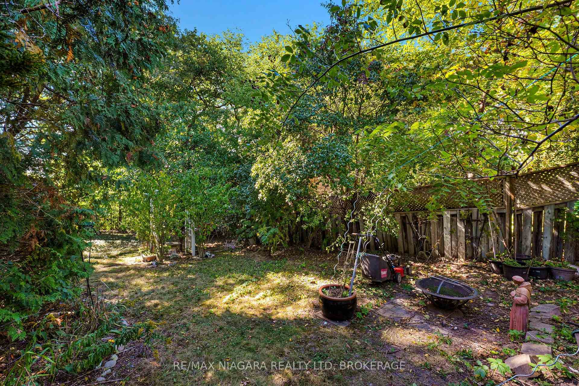 Photo 10 of 156 Terrace Hill Street, Brantford, North Ward — HOMEH
