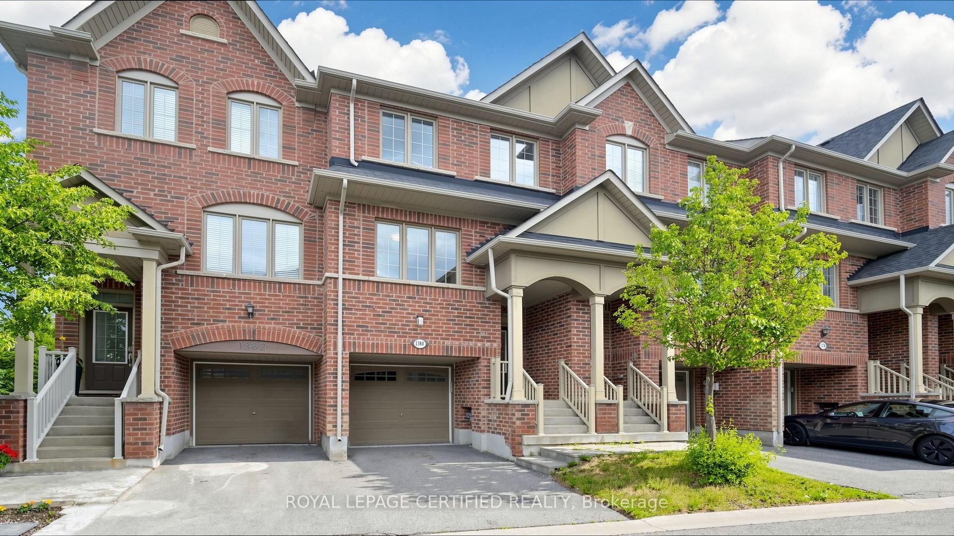 Front of 1380 Granrock Crescent