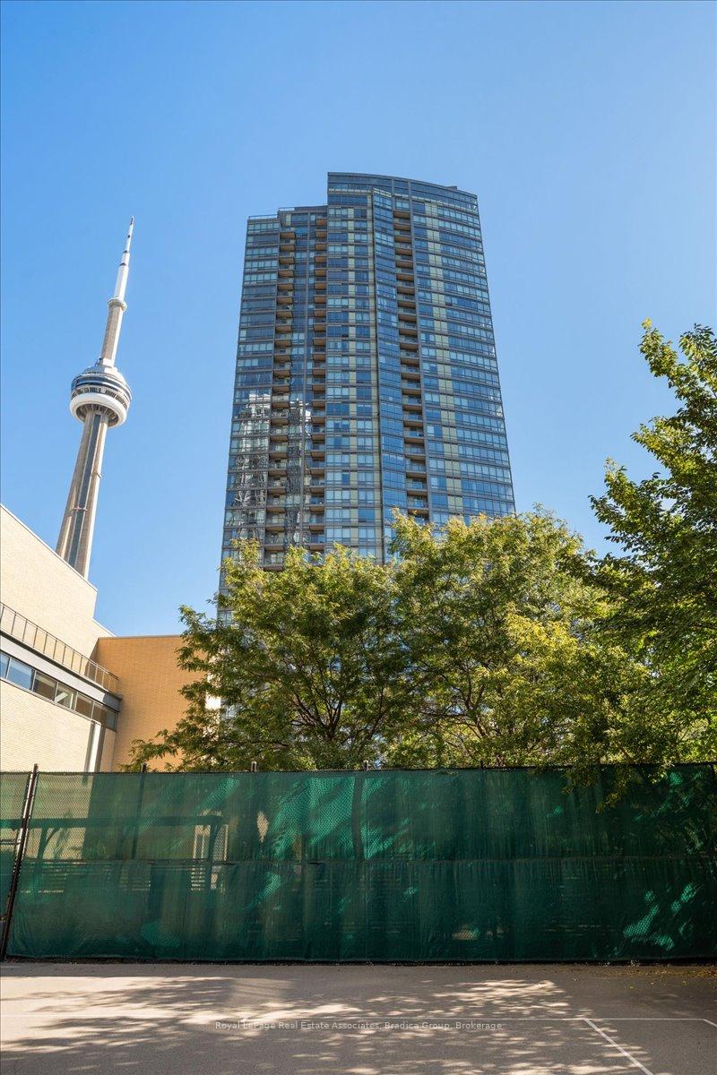 Photo 4 of Unit 3203, 5 Mariner Terrace, Toronto, Waterfront Communities — HOMEH
