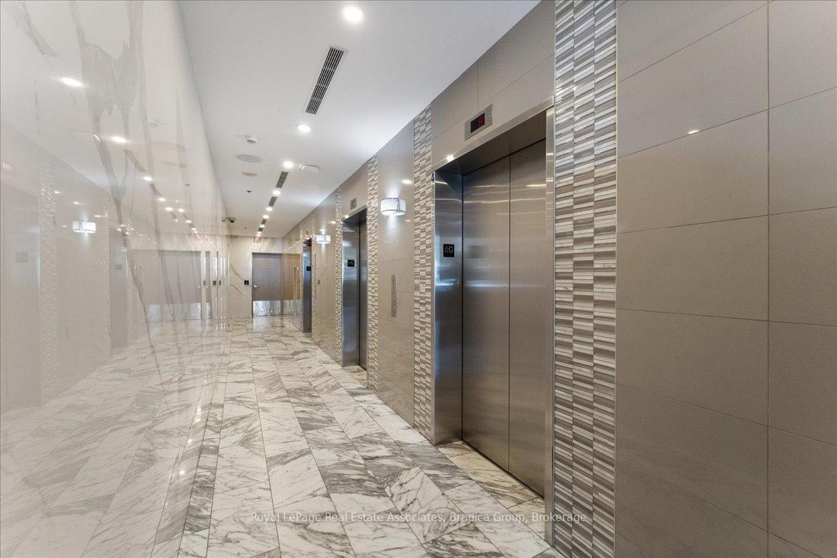 Photo 7 of Unit 3203, 5 Mariner Terrace, Toronto, Waterfront Communities — HOMEH