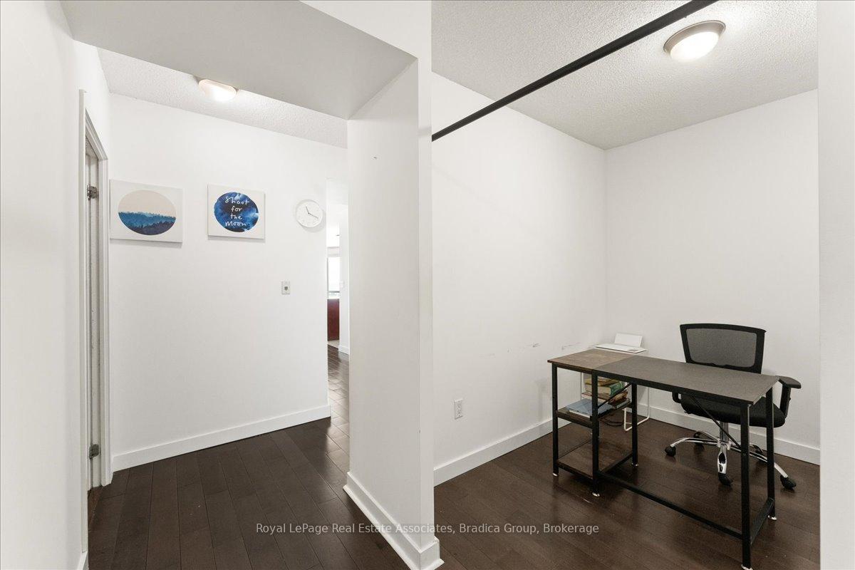 Photo 8 of Unit 3203, 5 Mariner Terrace, Toronto, Waterfront Communities — HOMEH