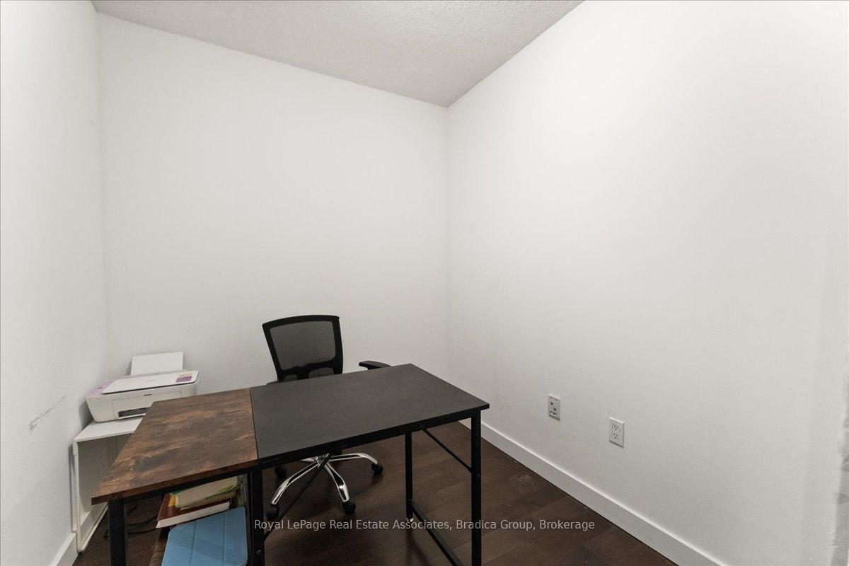 Photo 9 of Unit 3203, 5 Mariner Terrace, Toronto, Waterfront Communities — HOMEH