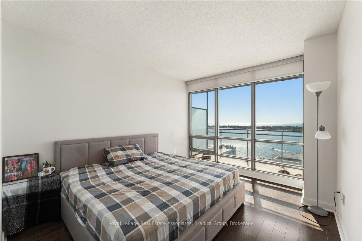Photo 13 of Unit 3203, 5 Mariner Terrace, Toronto, Waterfront Communities — HOMEH