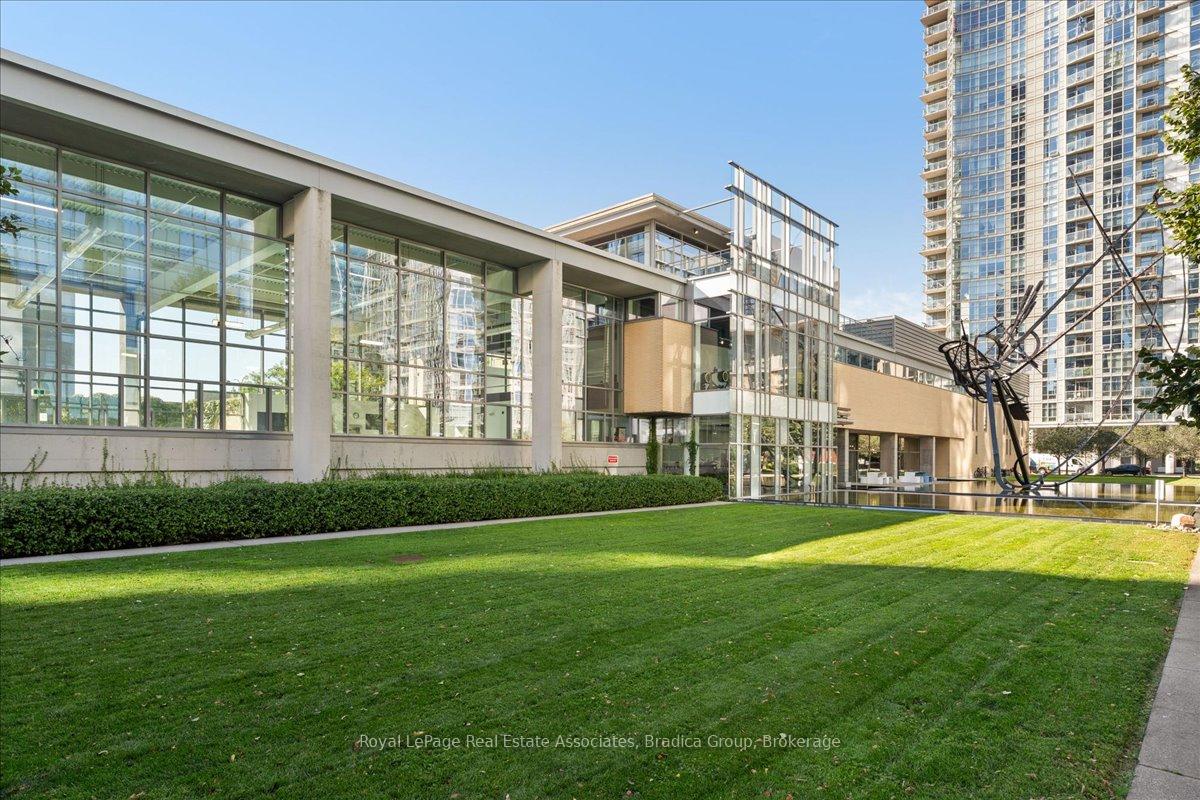 Photo 26 of Unit 3203, 5 Mariner Terrace, Toronto, Waterfront Communities — HOMEH