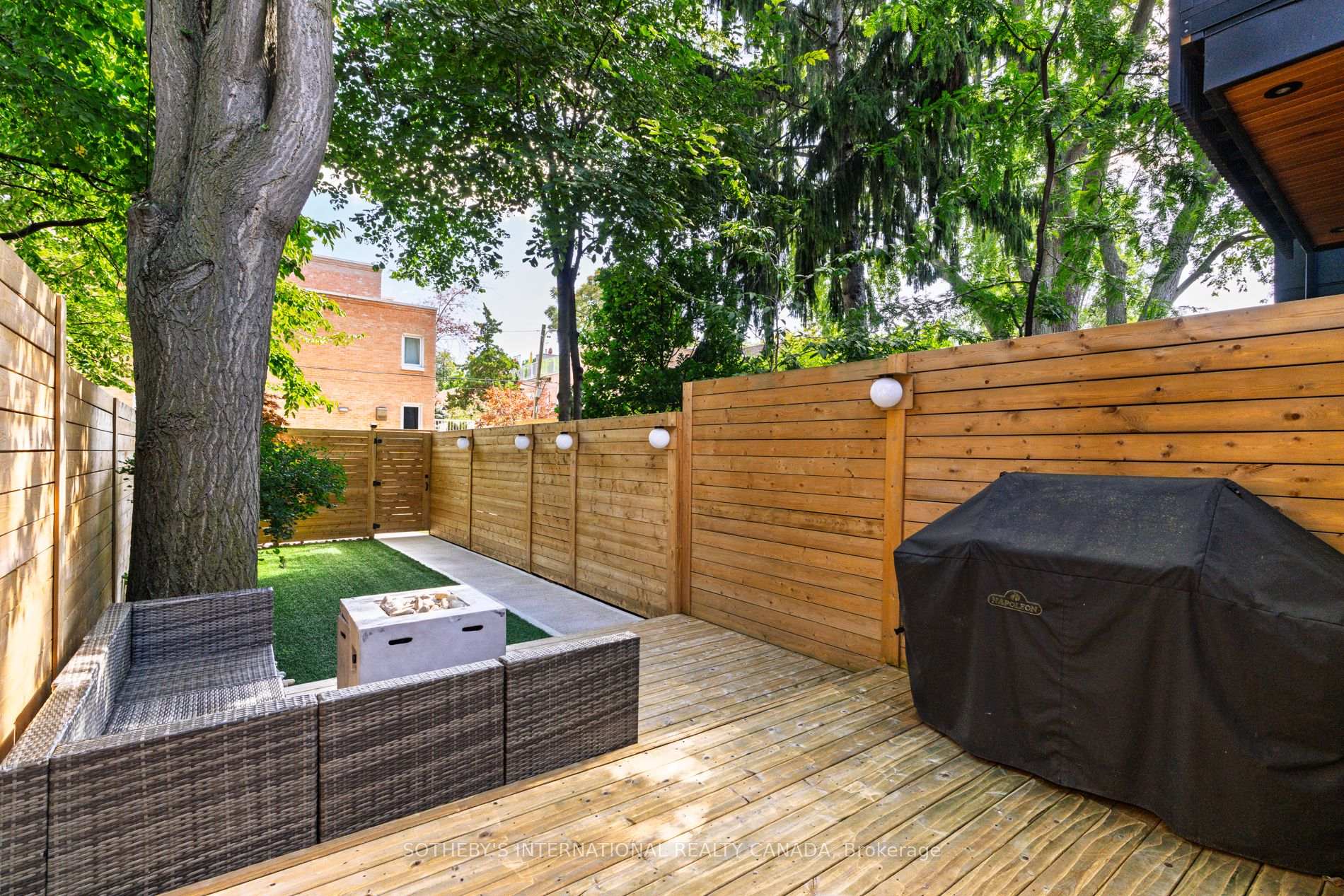 Photo 33 of 497 Sackville Street, Toronto, Cabbagetown-South St. James Town — HOMEH