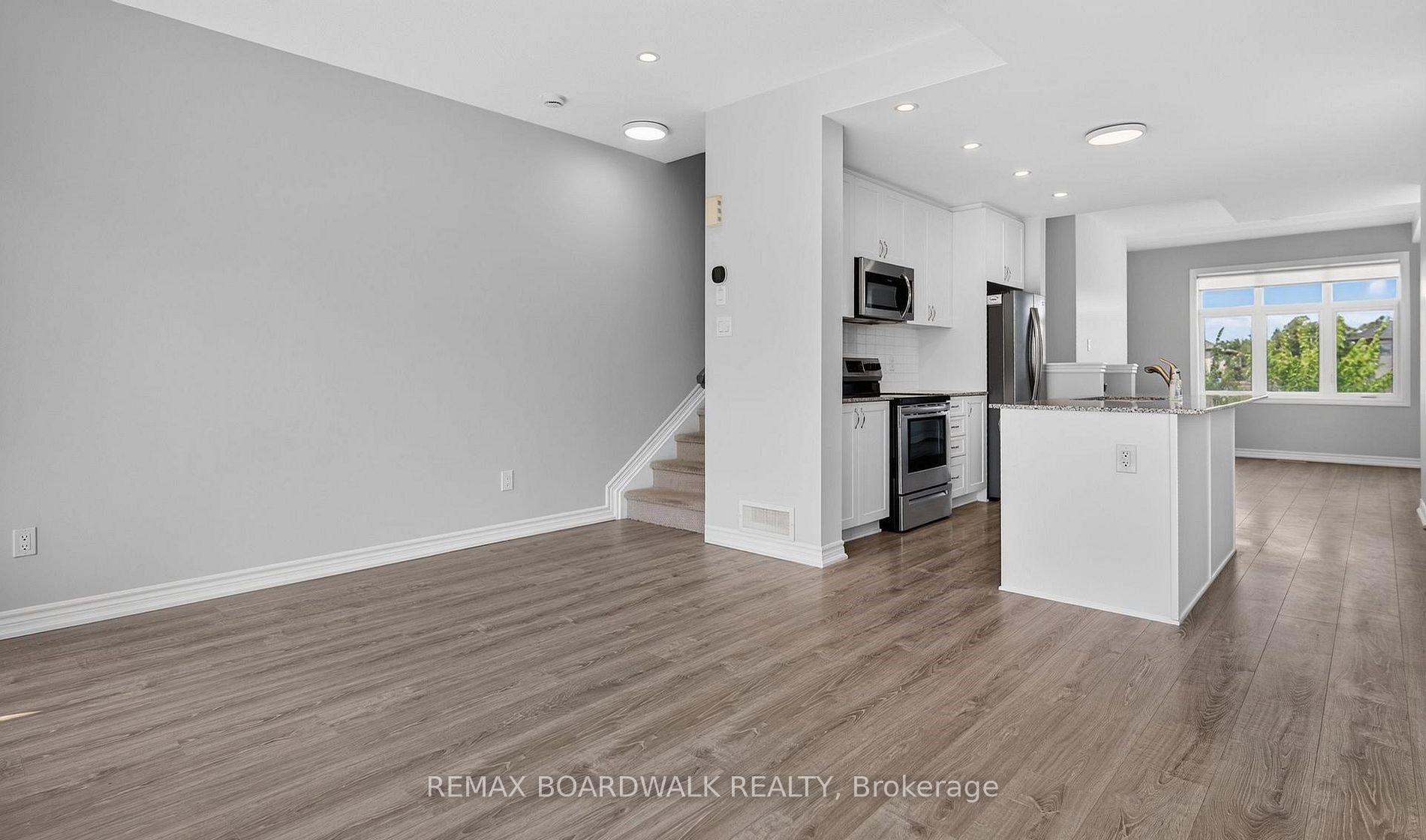 Photo 6 of 1440 Hemlock Road, Ottawa, CFB Rockcliffe and Area — HOMEH