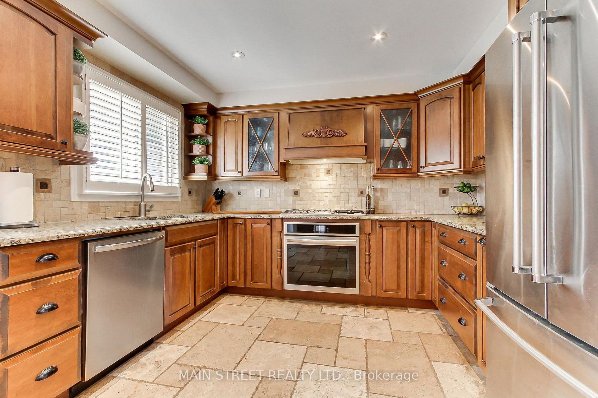 Photo 10 of 14 Mcgee Crescent, Aurora, Aurora Highlands — HOMEH