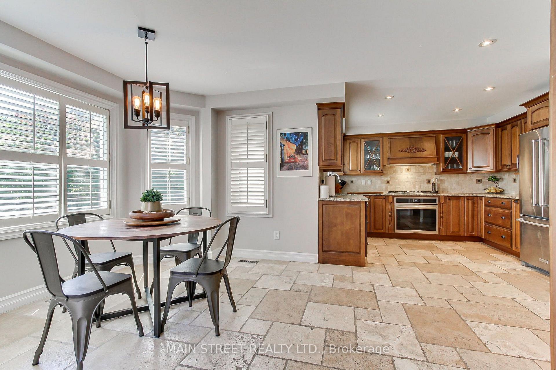 Photo 13 of 14 Mcgee Crescent, Aurora, Aurora Highlands — HOMEH
