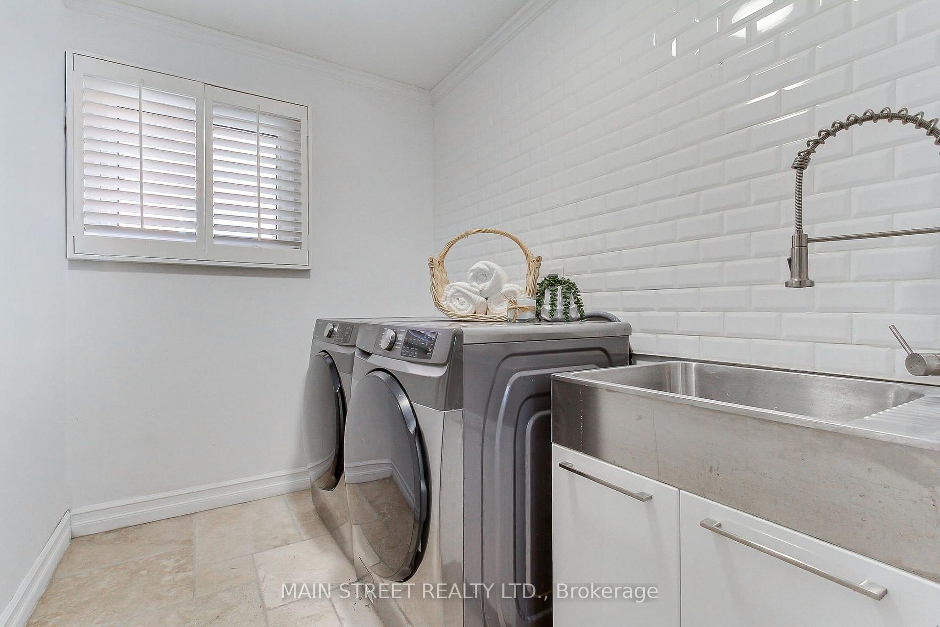 Photo 19 of 14 Mcgee Crescent, Aurora, Aurora Highlands — HOMEH
