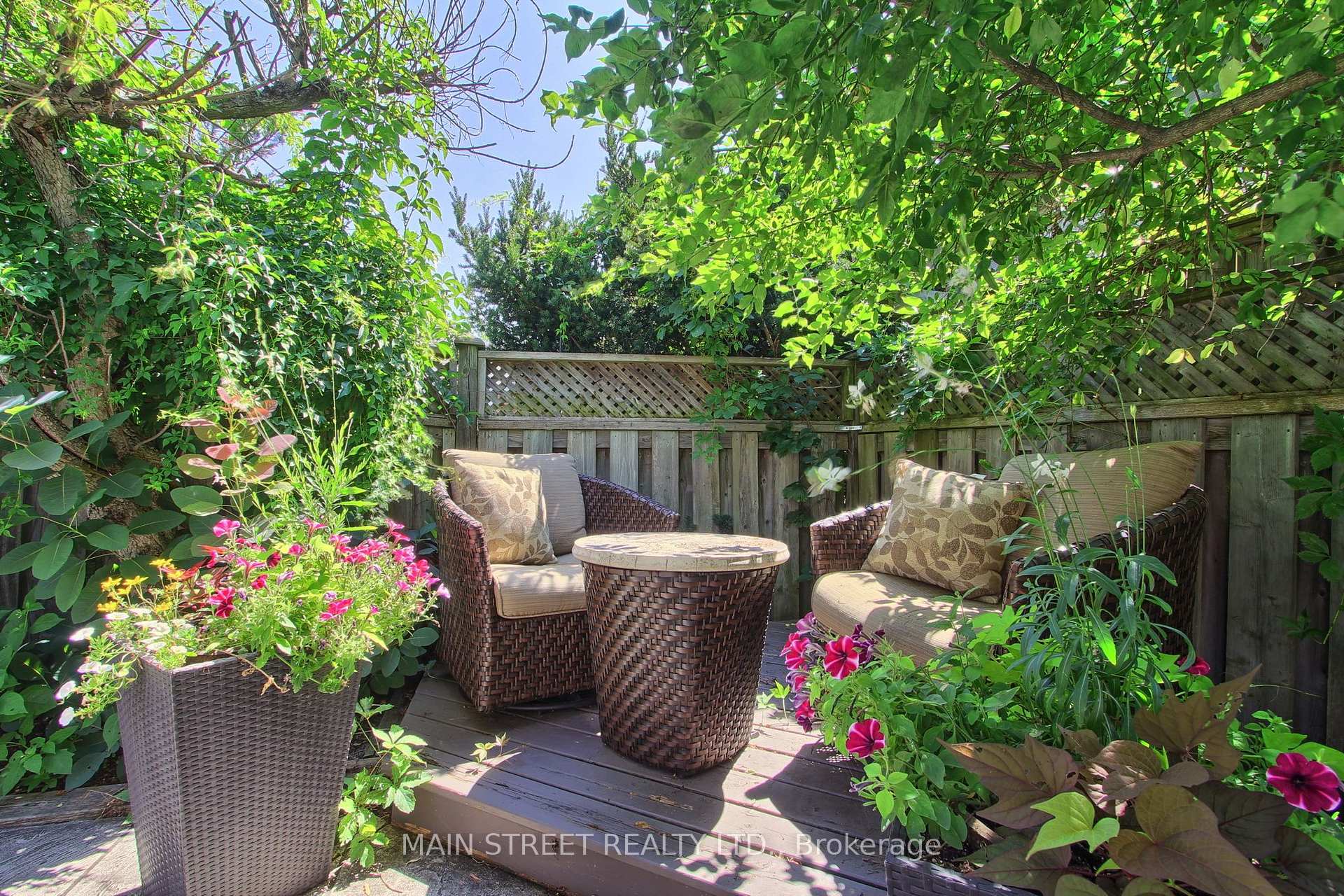 Photo 40 of 14 Mcgee Crescent, Aurora, Aurora Highlands — HOMEH