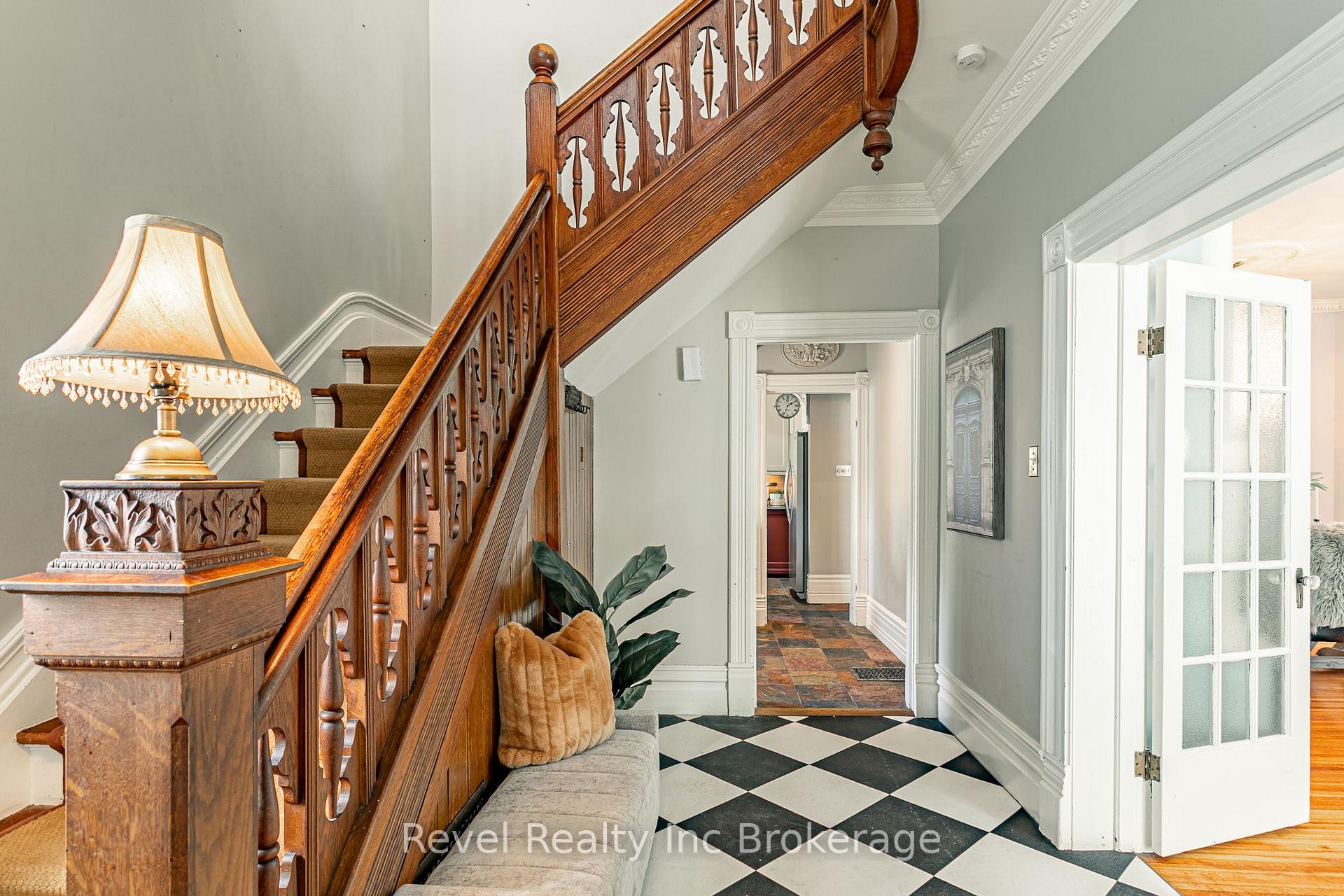 Photo 13 of 104 Ann Street, Ingersoll, Ingersoll - South — HOMEH