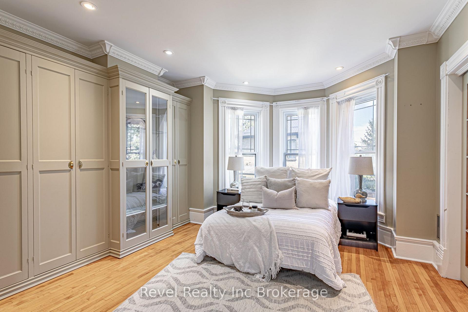 Photo 32 of 104 Ann Street, Ingersoll, Ingersoll - South — HOMEH