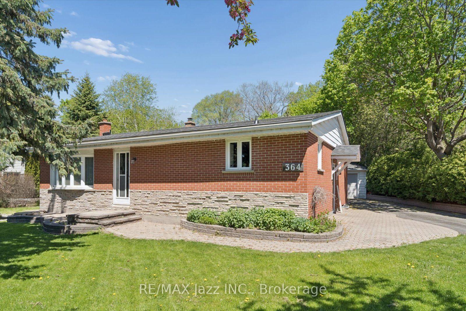 Photo 1 of 364 King Street E, Clarington, Bowmanville — HOMEH