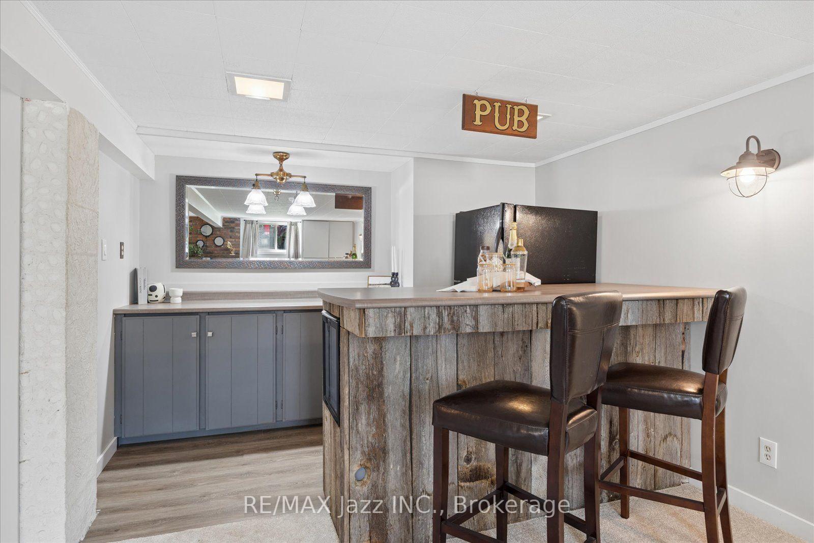 Photo 18 of 364 King Street E, Clarington, Bowmanville — HOMEH