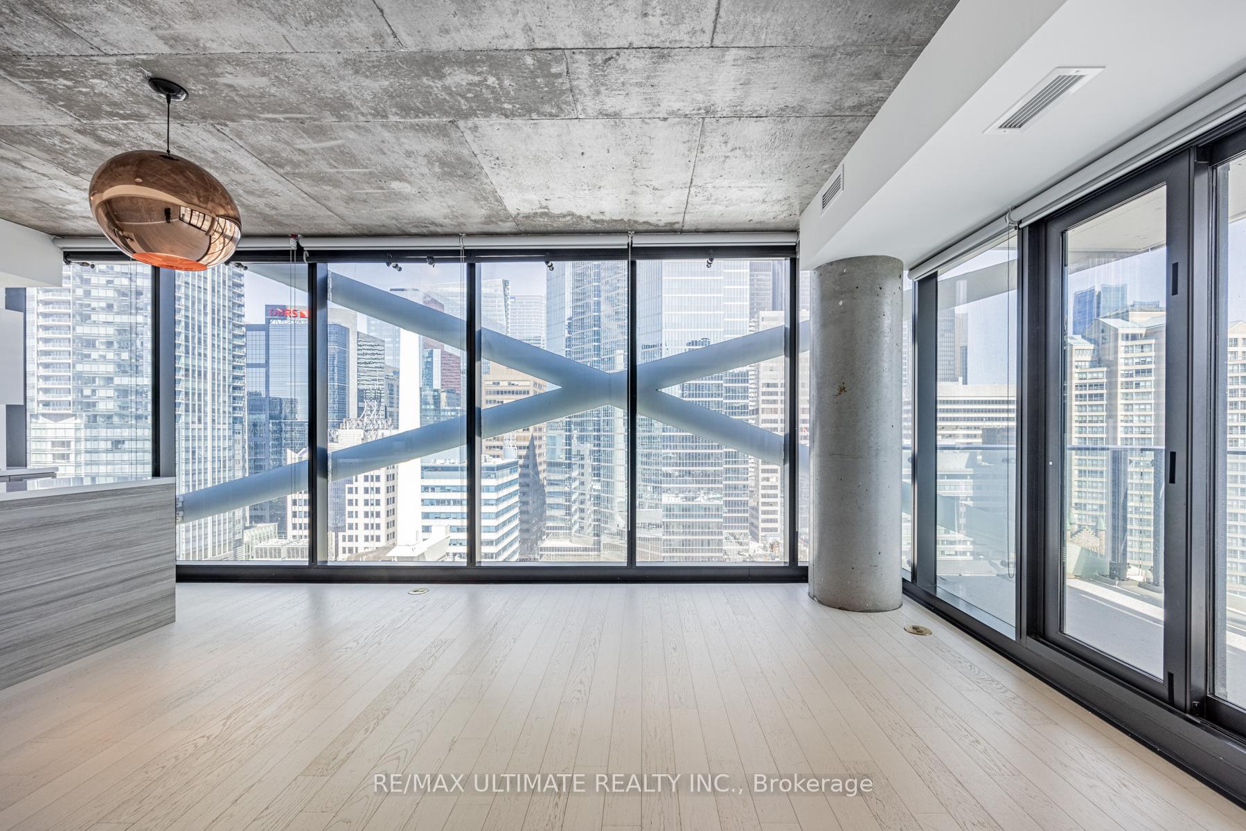 Photo 5 of Unit 1504, 224 King Street W, Toronto, Waterfront Communities — HOMEH