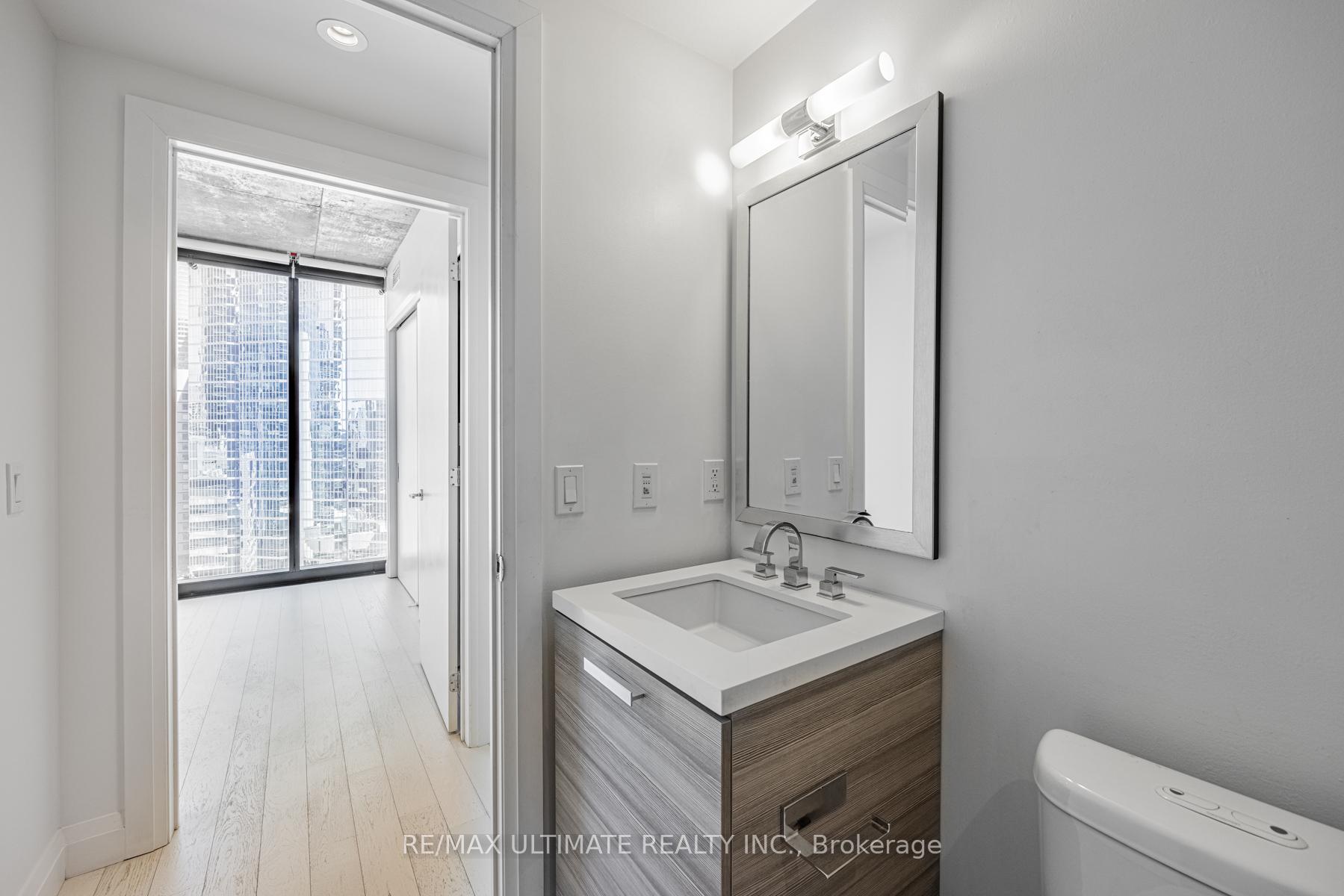 Photo 19 of Unit 1504, 224 King Street W, Toronto, Waterfront Communities — HOMEH