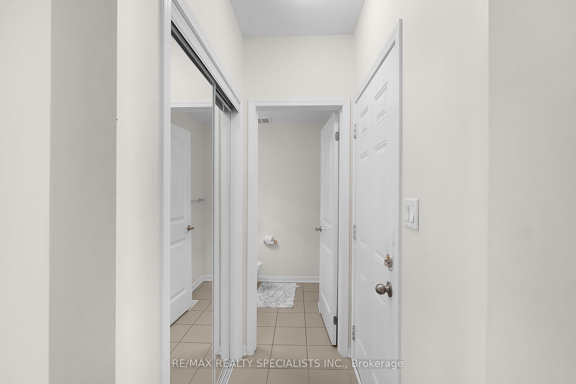 Photo 5 of 7 Stotts Terrace, Scarborough, Centennial Scarborough — HOMEH