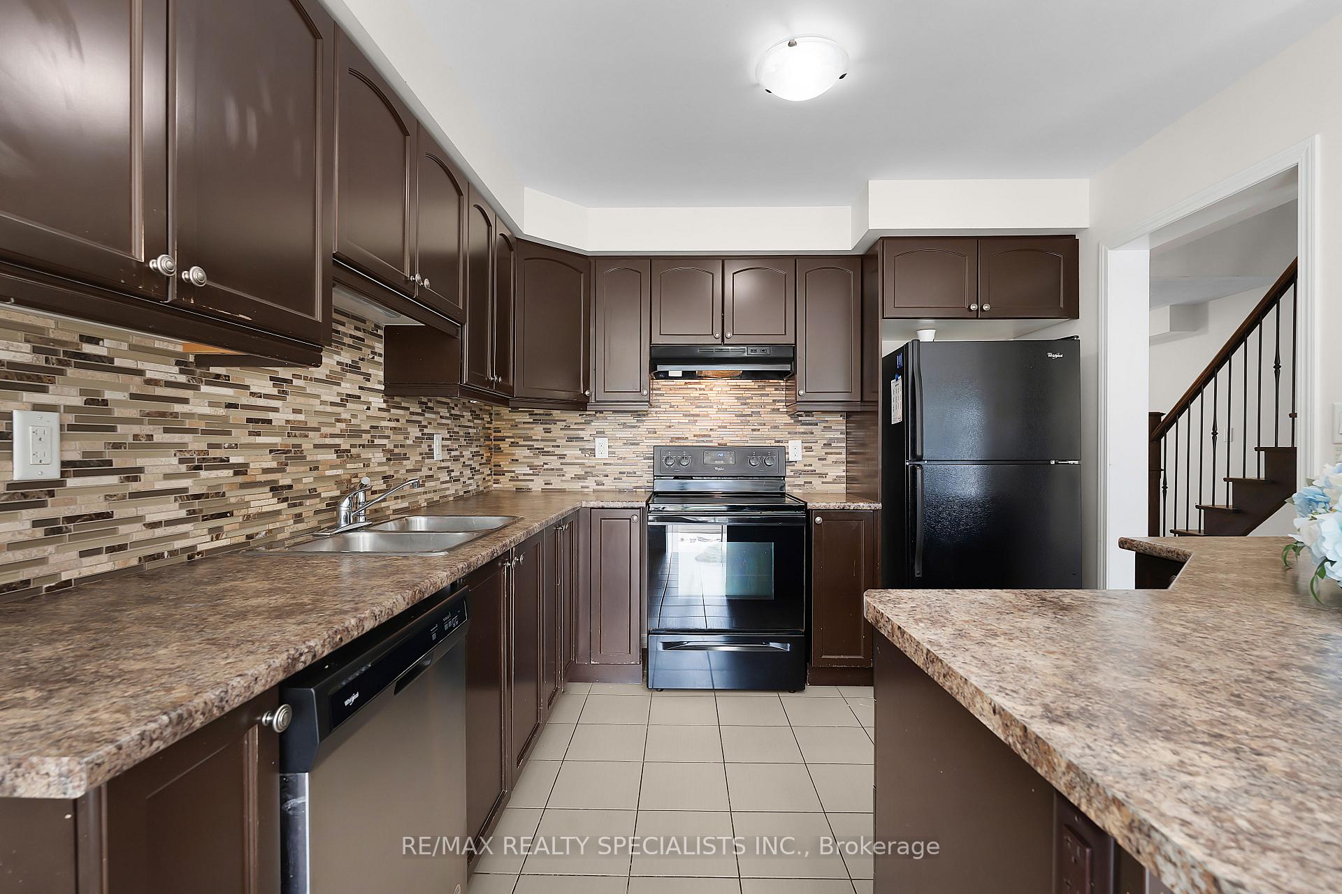 Photo 14 of 7 Stotts Terrace, Scarborough, Centennial Scarborough — HOMEH