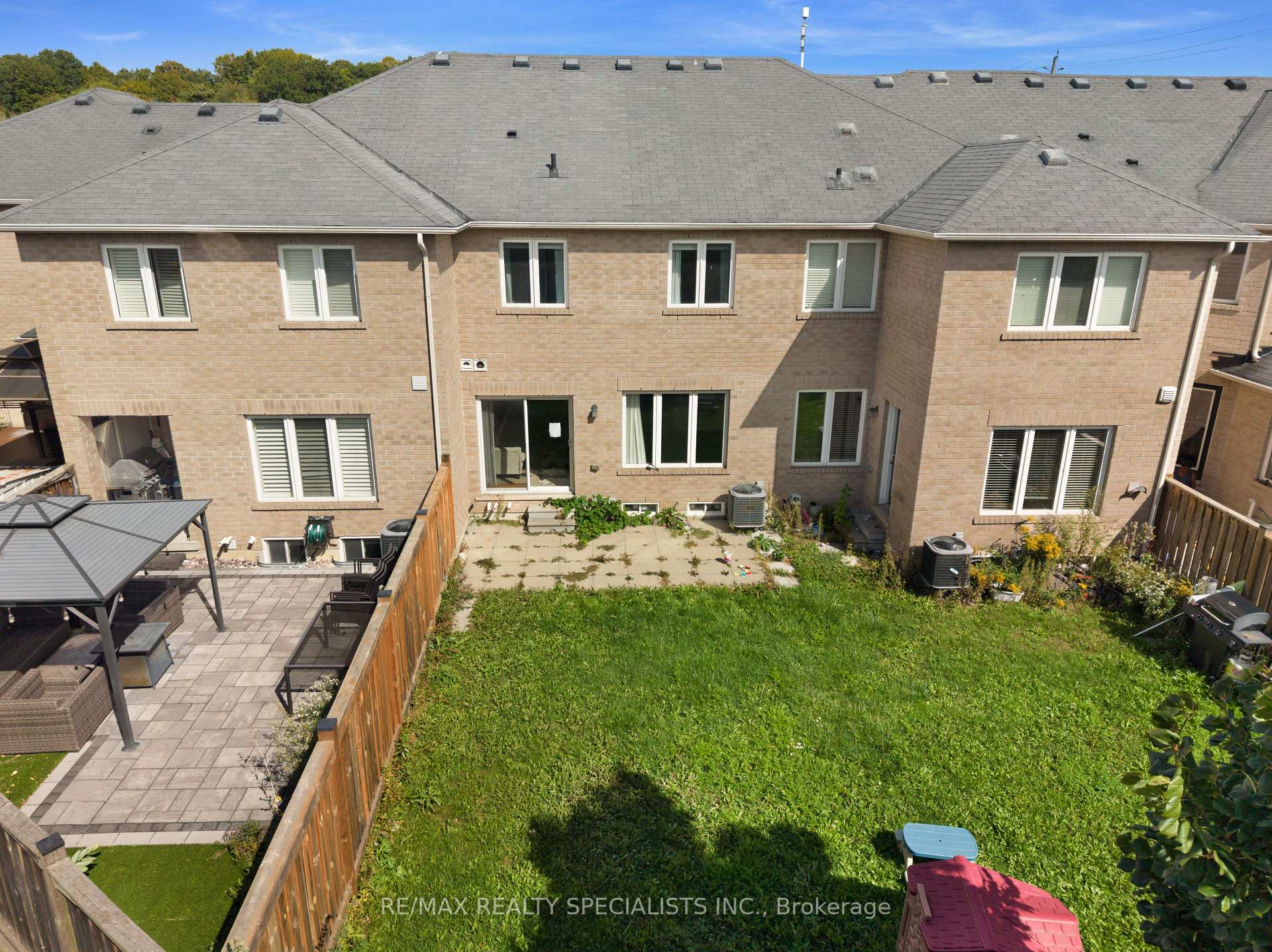 Photo 32 of 7 Stotts Terrace, Scarborough, Centennial Scarborough — HOMEH