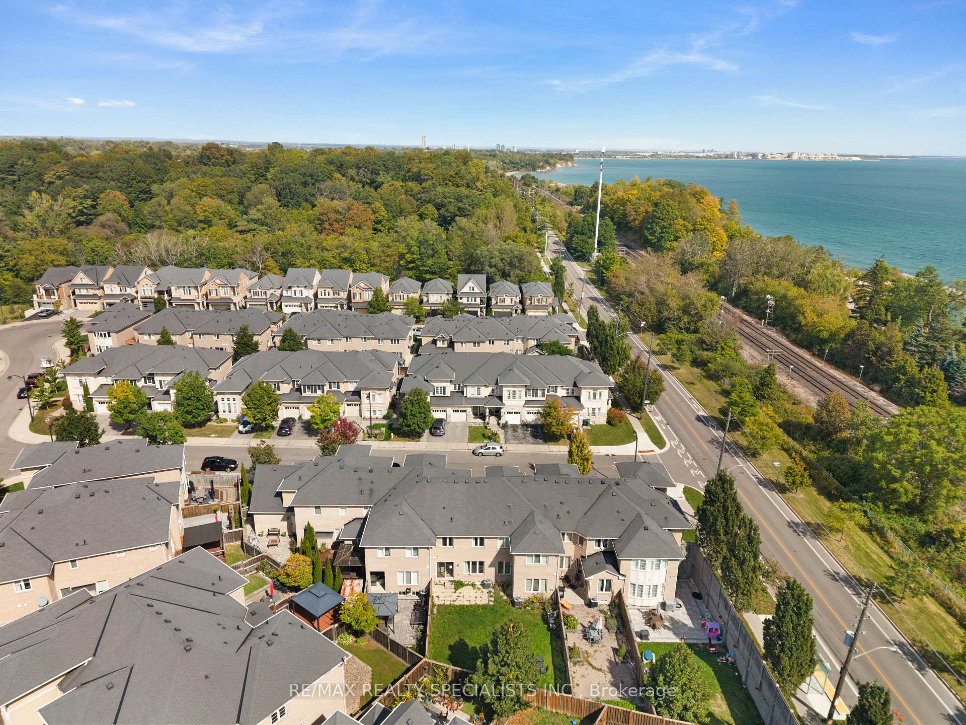 Photo 38 of 7 Stotts Terrace, Scarborough, Centennial Scarborough — HOMEH