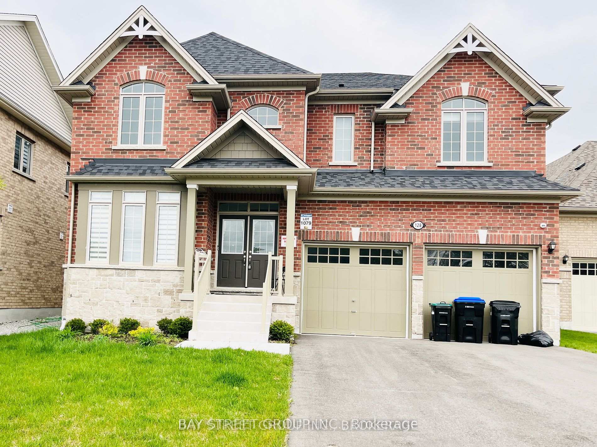 Photo of 128 Victoria Wood Avenue