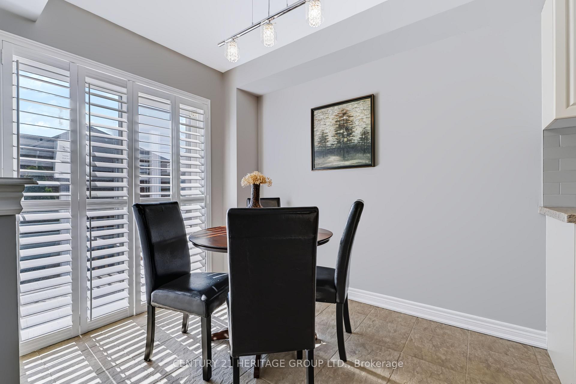 Photo 14 of 39 Stoyell Drive, Richmond Hill, Jefferson — HOMEH