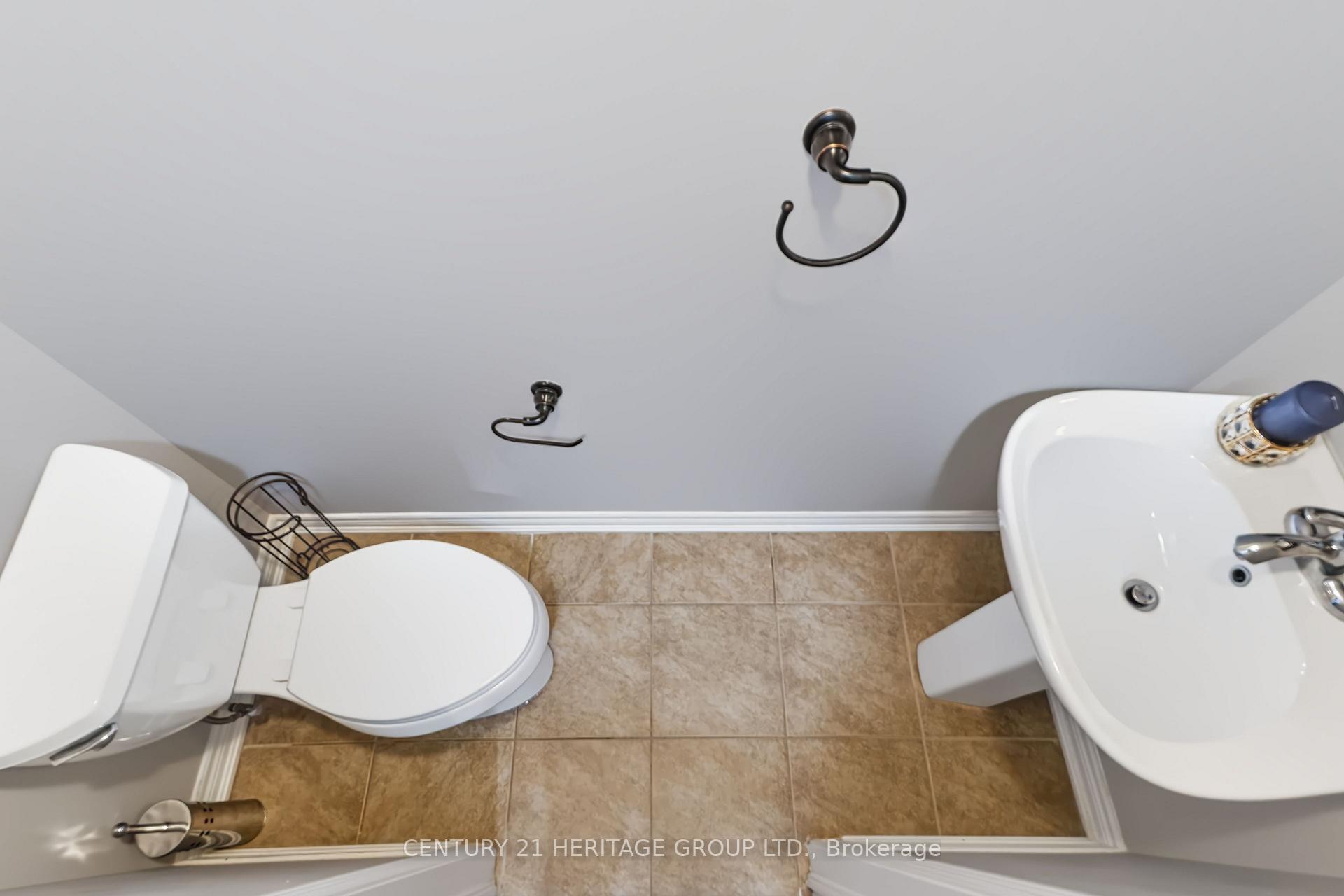 Photo 15 of 39 Stoyell Drive, Richmond Hill, Jefferson — HOMEH