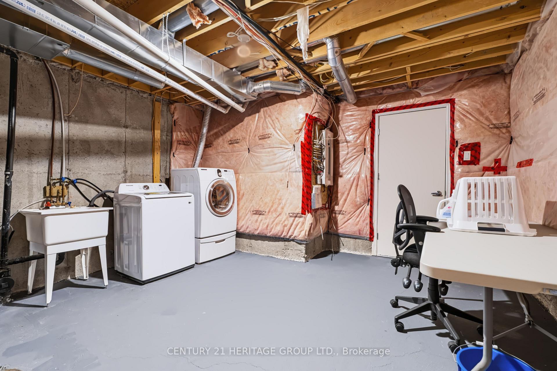 Photo 16 of 39 Stoyell Drive, Richmond Hill, Jefferson — HOMEH