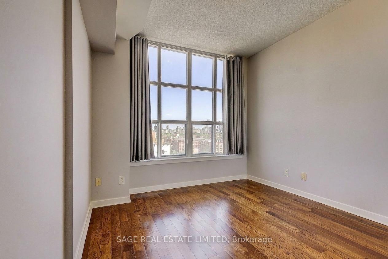 Photo 8 of Unit 1105, 438 Richmond Street W, Toronto, Waterfront Communities — HOMEH