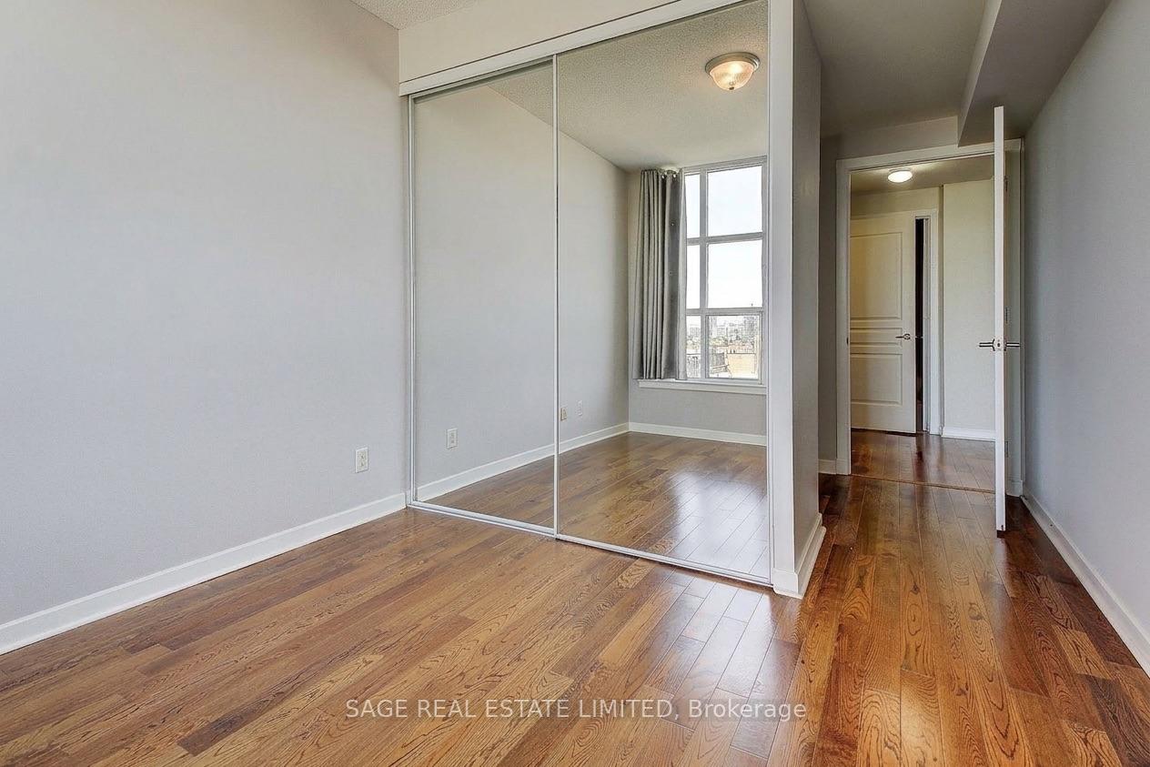 Photo 9 of Unit 1105, 438 Richmond Street W, Toronto, Waterfront Communities — HOMEH