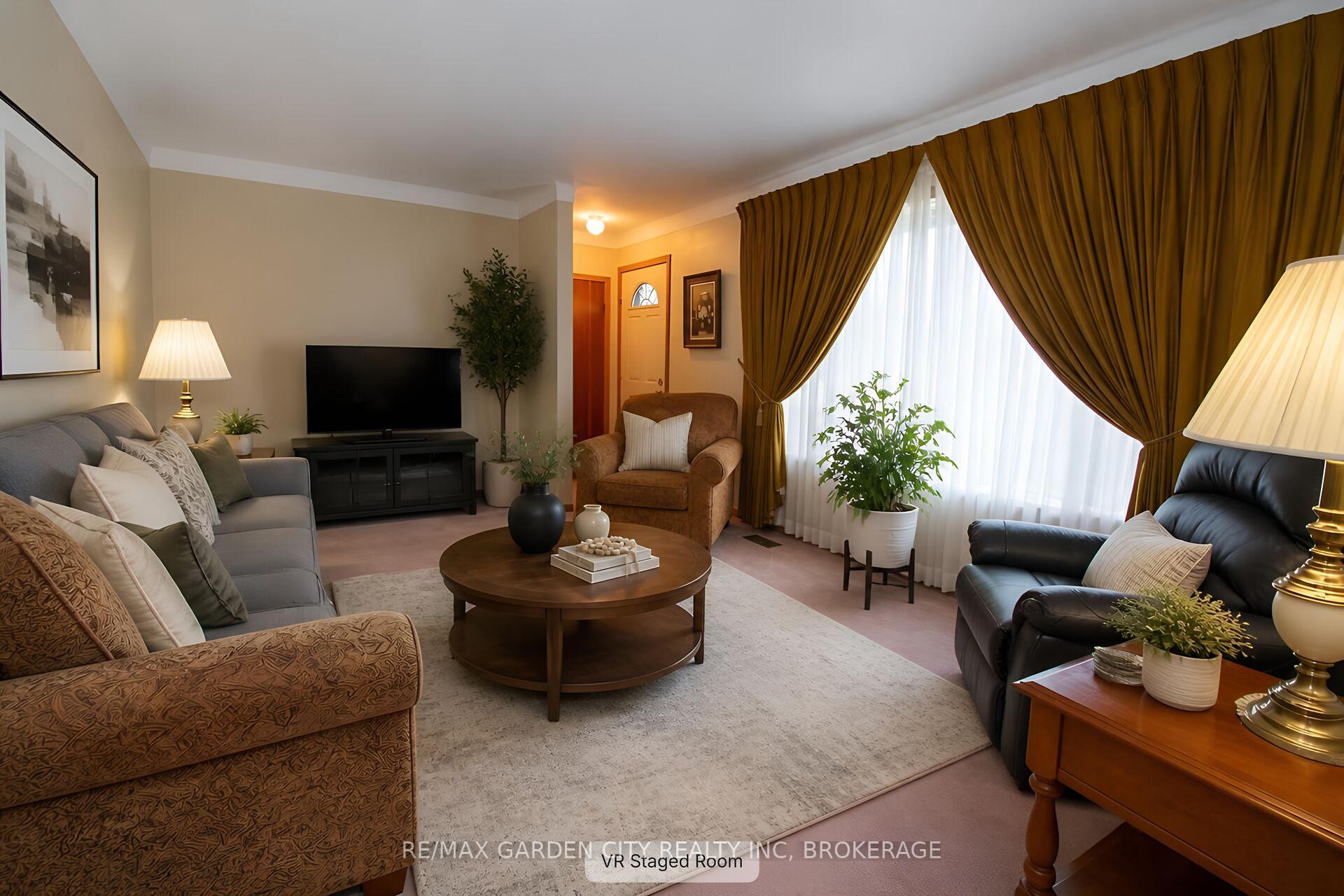 Photo 4 of 103 Kilgour Avenue, Welland, Broadway — HOMEH