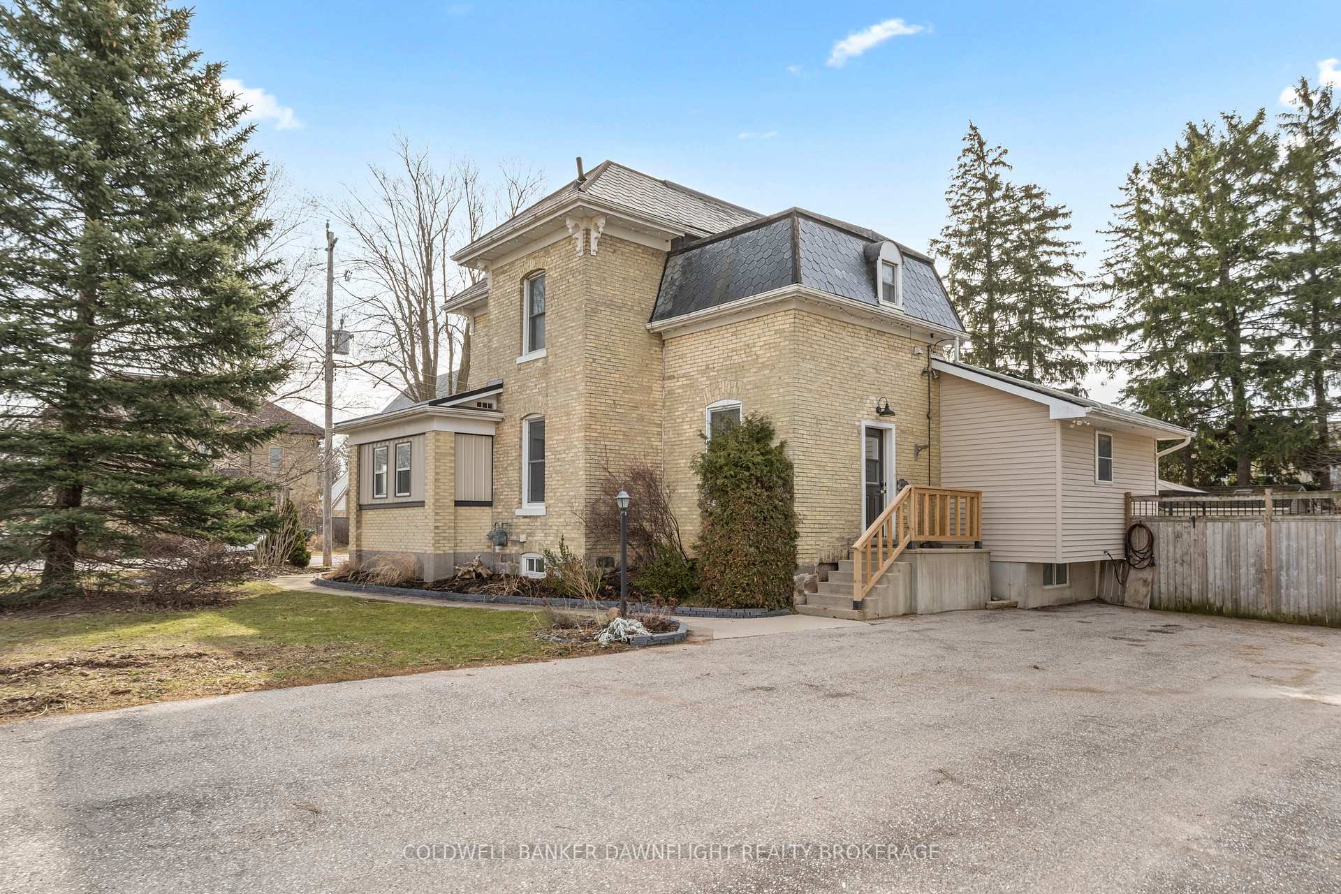 Photo 3 of 80 Nelson Street, Bluewater, Hensall — HOMEH