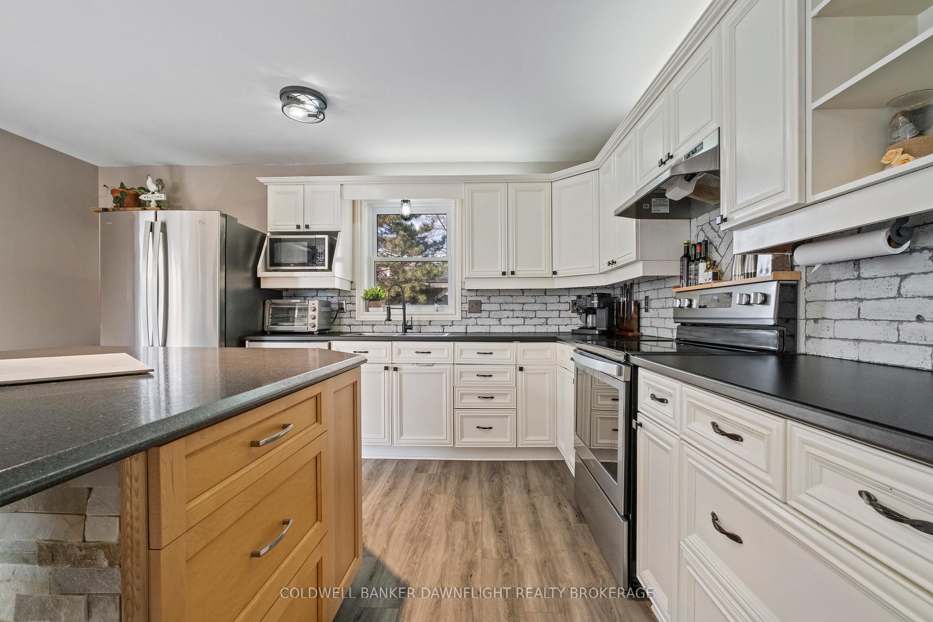 Photo 13 of 80 Nelson Street, Bluewater, Hensall — HOMEH