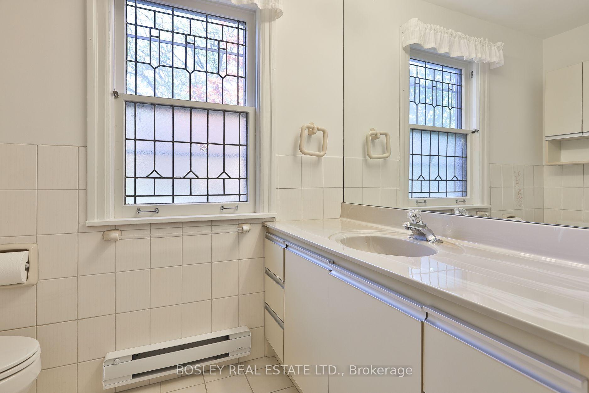 Photo 42 of 61 Hanna Road, Toronto, Leaside — HOMEH