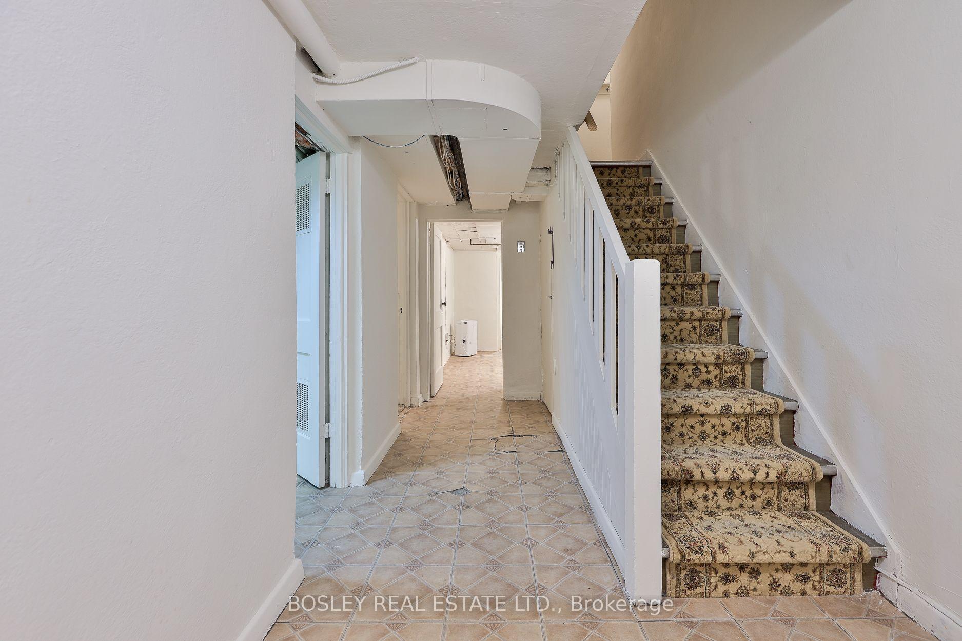 Photo 48 of 61 Hanna Road, Toronto, Leaside — HOMEH