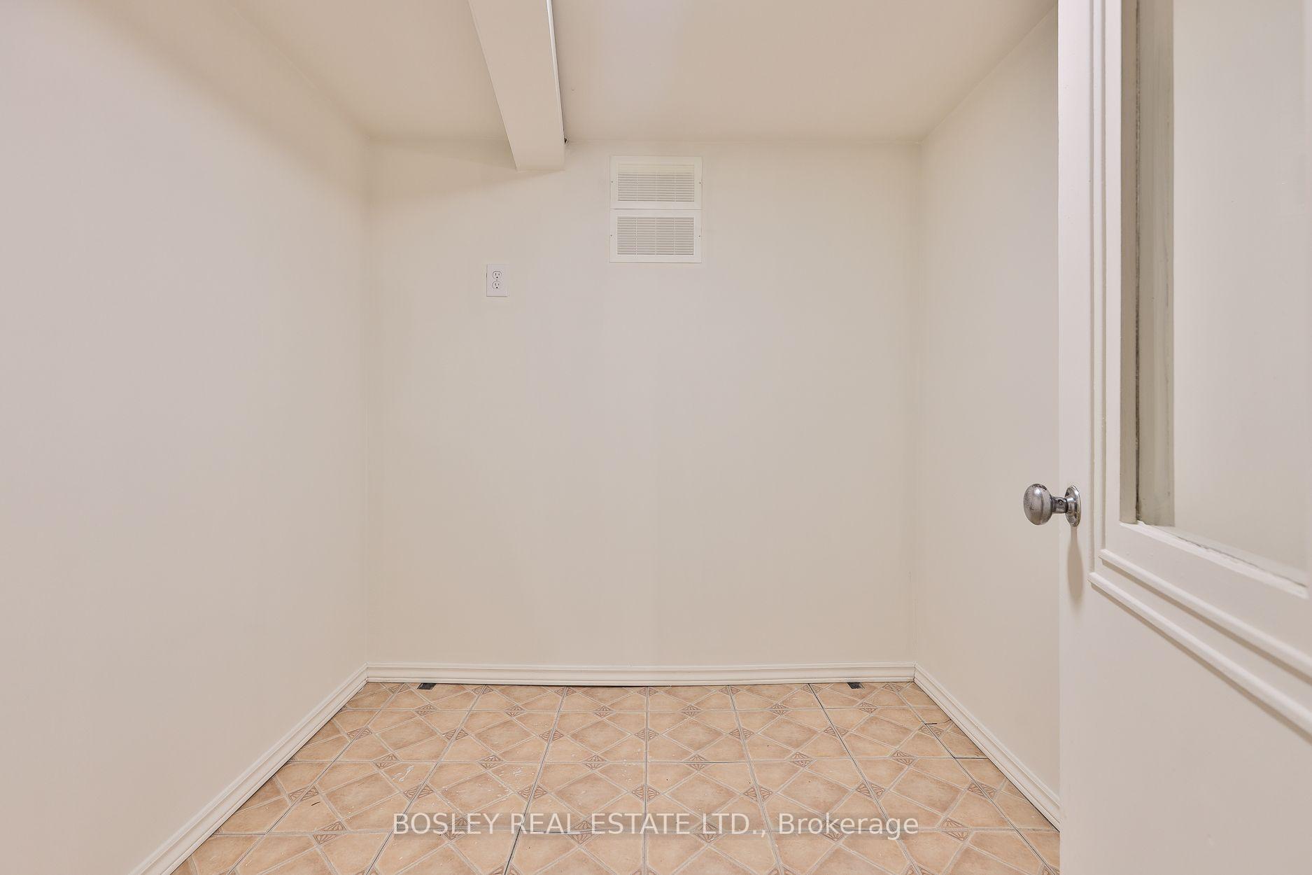 Photo 51 of 61 Hanna Road, Toronto, Leaside — HOMEH