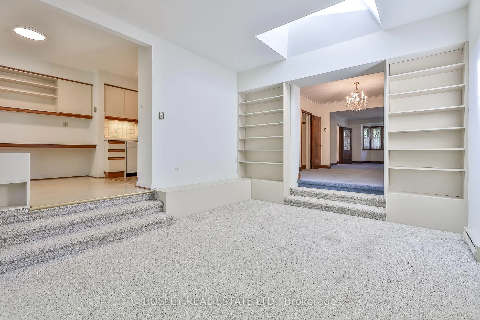 Photo 16 of 61 Hanna Road, Toronto, Leaside — HOMEH