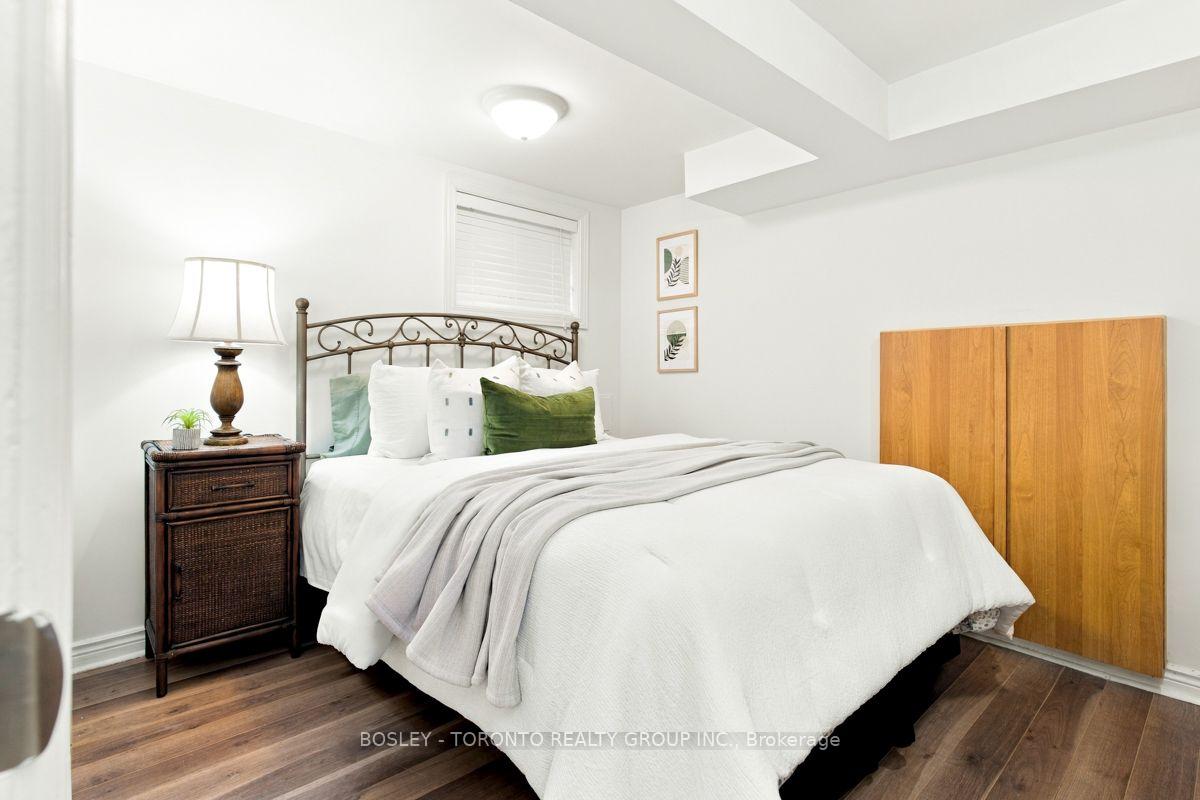 Photo 38 of 135 Wolverleigh Boulevard, Toronto, Danforth — HOMEH