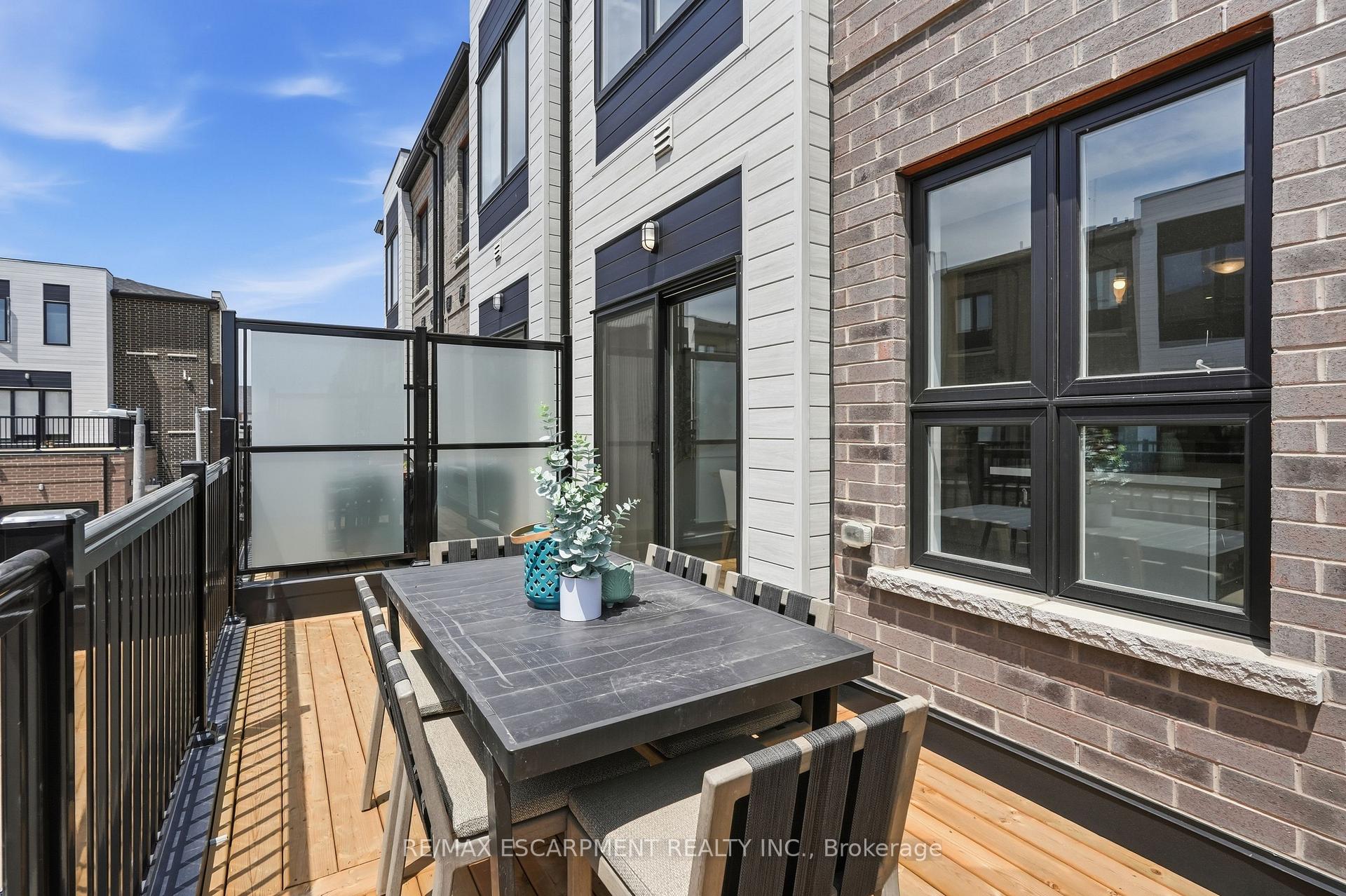 Photo 44 of 173 Burke Street, Hamilton, Waterdown — HOMEH