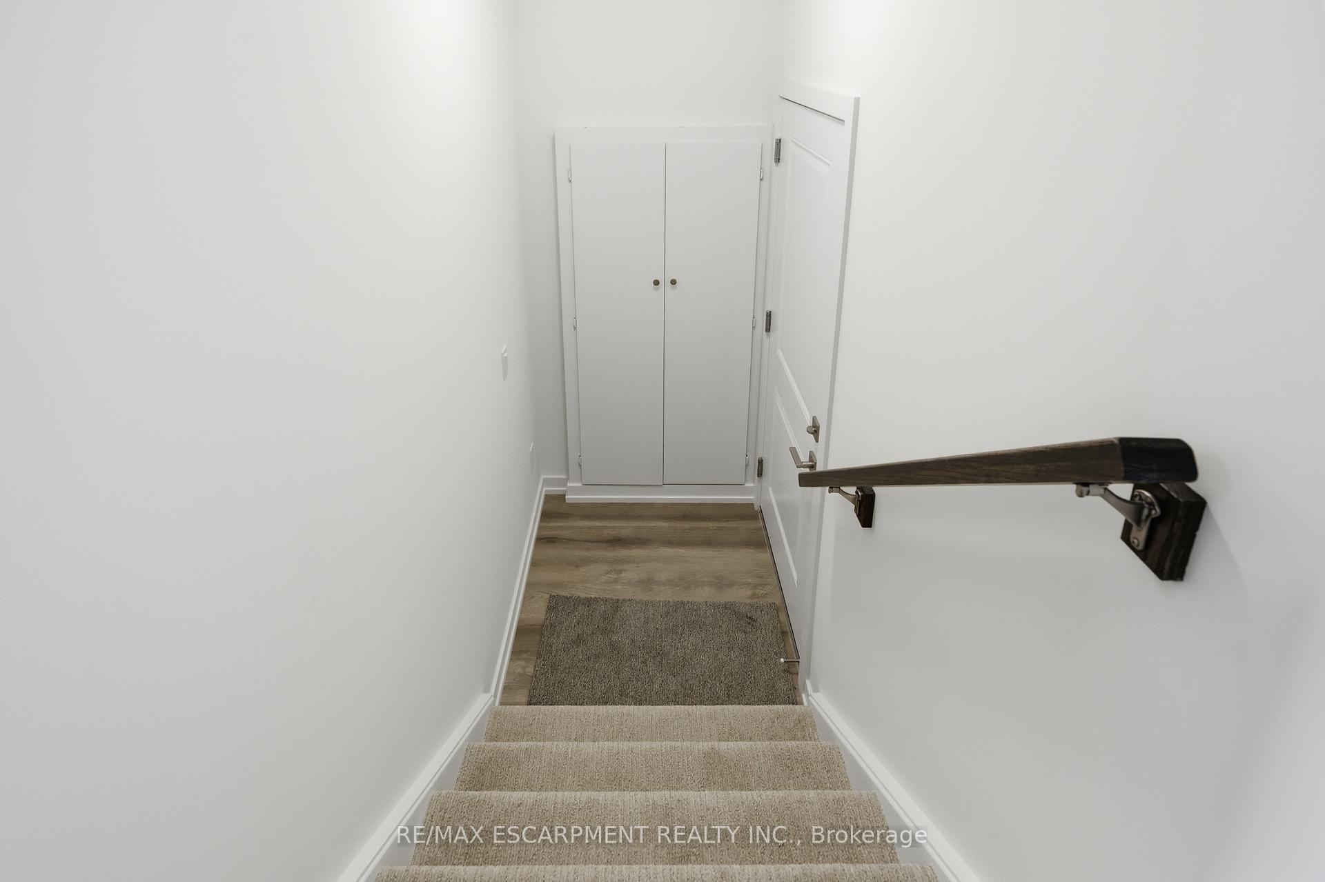 Photo 45 of 173 Burke Street, Hamilton, Waterdown — HOMEH