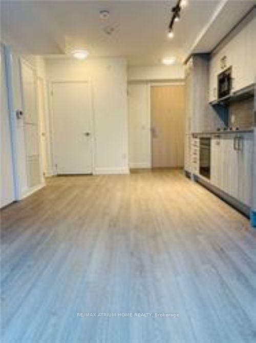 Photo 3 of Unit 811, 77 Mutual Street, Toronto, Church-Yonge Corridor — HOMEH
