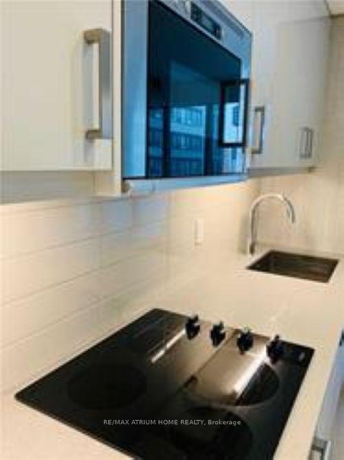 Photo 6 of Unit 811, 77 Mutual Street, Toronto, Church-Yonge Corridor — HOMEH