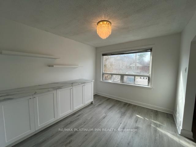 Photo 3 of 194 Florence Avenue, North York, Lansing-Westgate — HOMEH