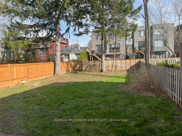 Photo 13 of 194 Florence Avenue, North York, Lansing-Westgate — HOMEH
