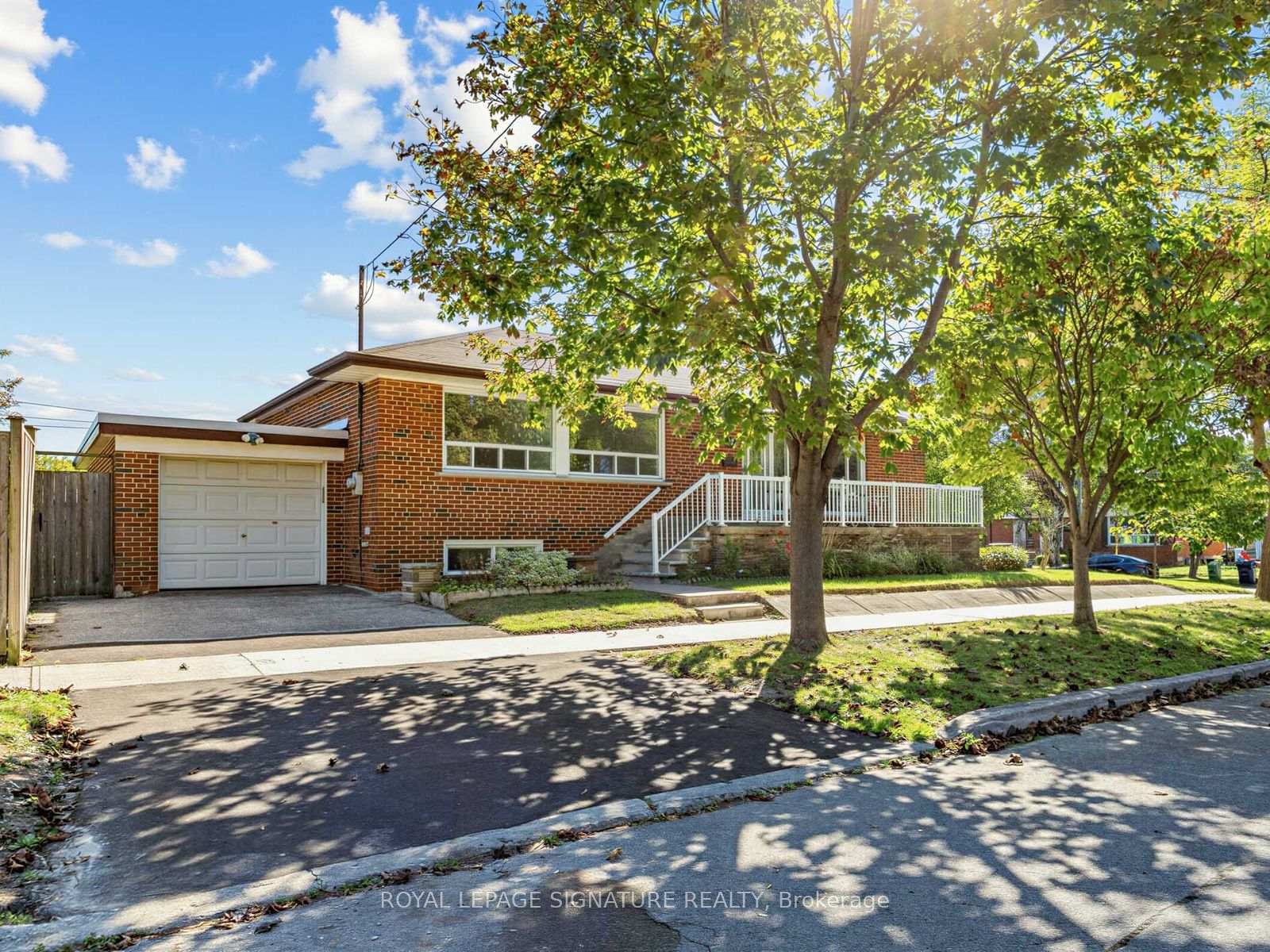 Photo 2 of 47 Beacon Road, Scarborough, Dorset Park — HOMEH