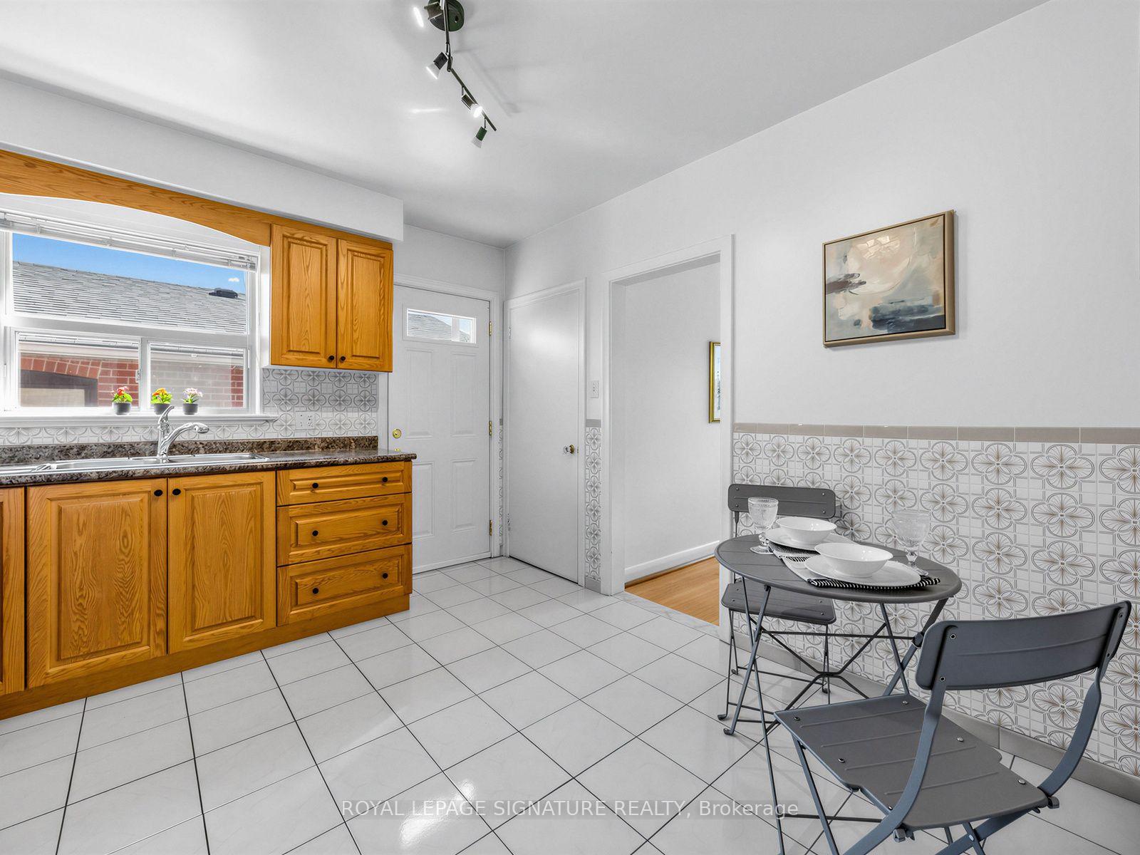Photo 15 of 47 Beacon Road, Scarborough, Dorset Park — HOMEH