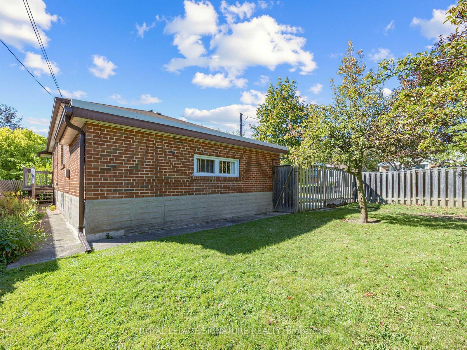 Photo 37 of 47 Beacon Road, Scarborough, Dorset Park — HOMEH