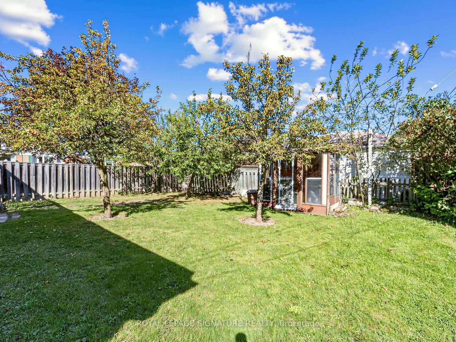 Photo 38 of 47 Beacon Road, Scarborough, Dorset Park — HOMEH